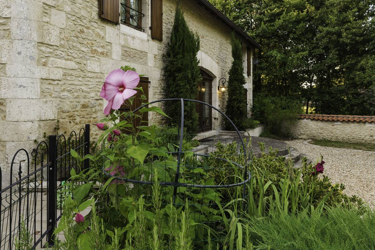 The Riverside Gîte Apartment | เตารีด/โต๊ะรีดผ้า, Wi-Fi ฟรี