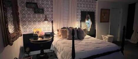 2 Schlafzimmer, Schreibtisch, Bügeleisen/Bügelbrett, kostenloses WLAN