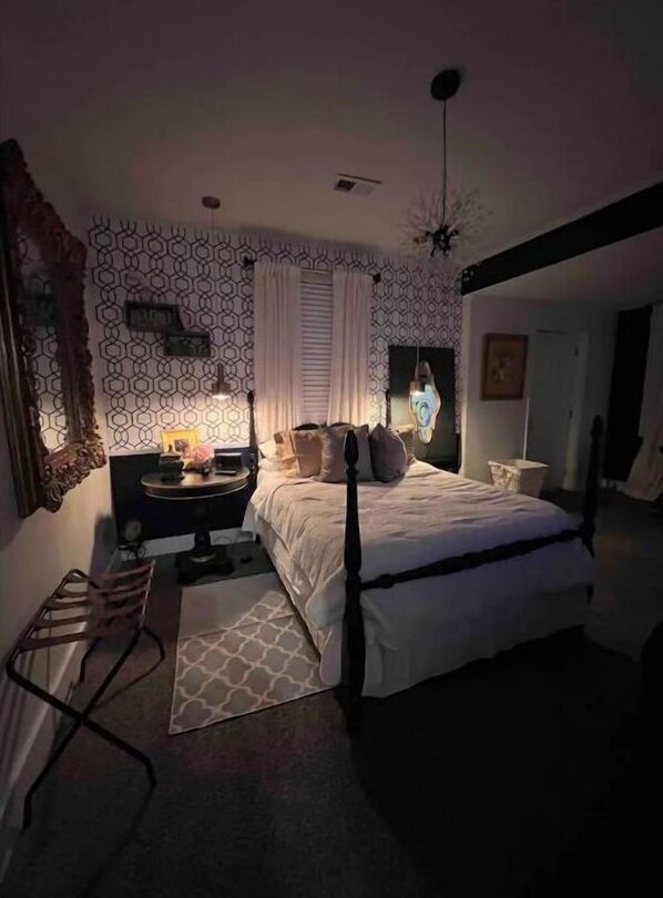 2 bedrooms, desk, iron/ironing board, free WiFi