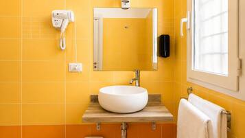 Classic Double Room | Bathroom | Shower, hair dryer, towels, soap