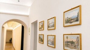 Unclassified image, 5 of 29, button - Palazzo Belmosto (Naples)