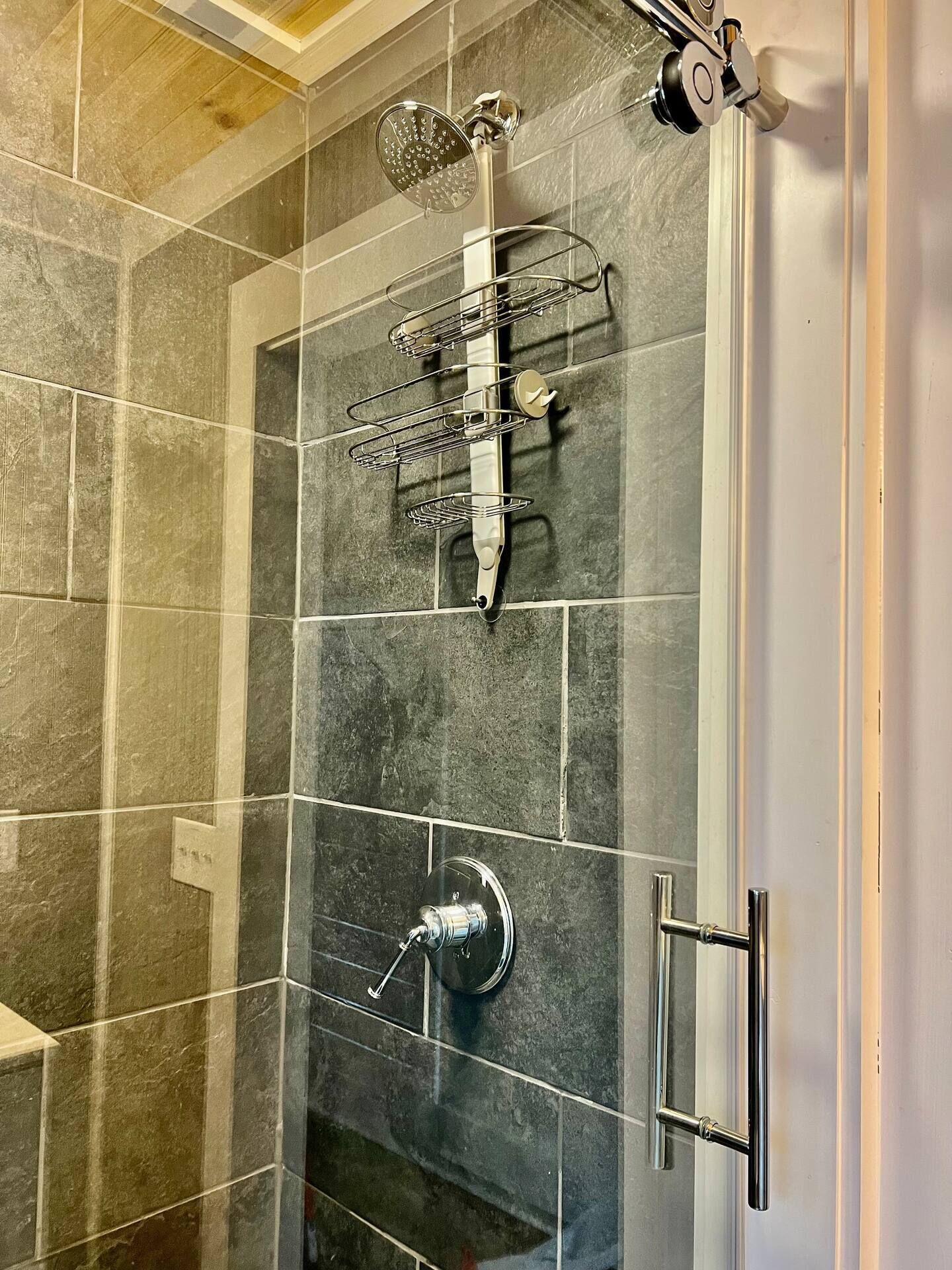 Country home 5 min from downtown