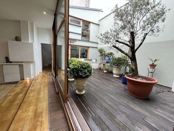 Terrace/patio