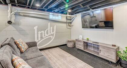 Butterfield Bungalow, Northside Indy, with Arcade