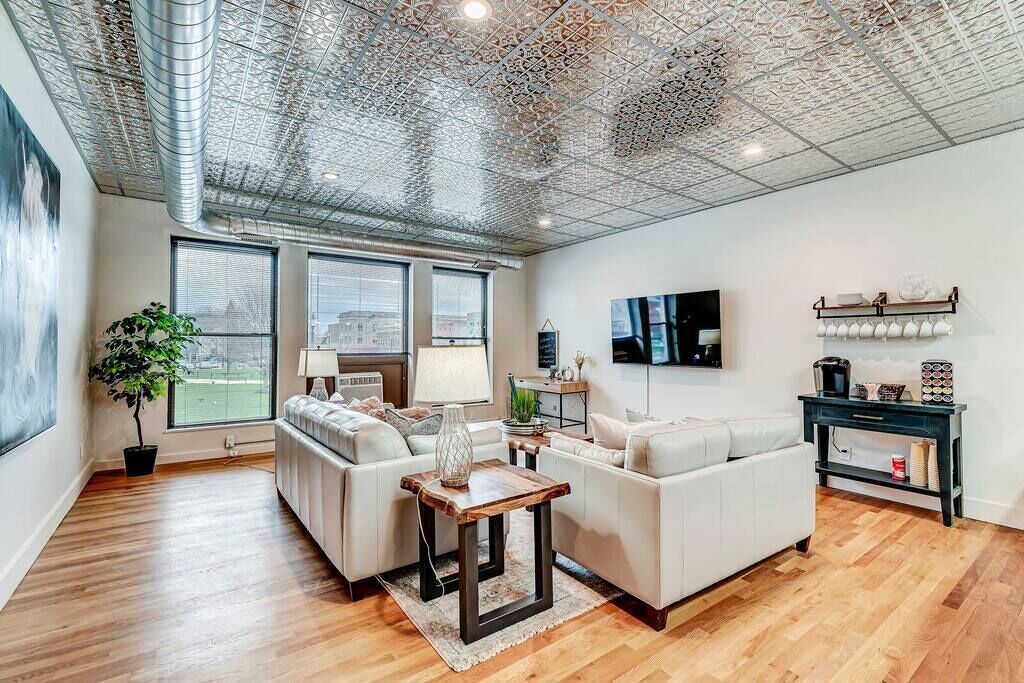 Lebanon Loft on the Downtown Square