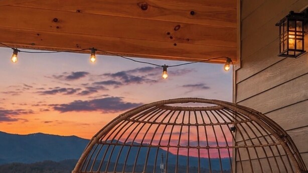 Terrace/patio - Stunning Views,Hot Tub, Game Room,Zero Stair Entry (Cosby)
