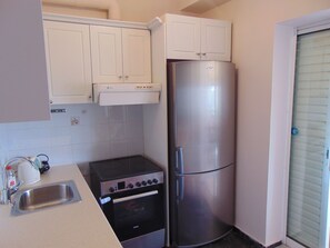 Oven