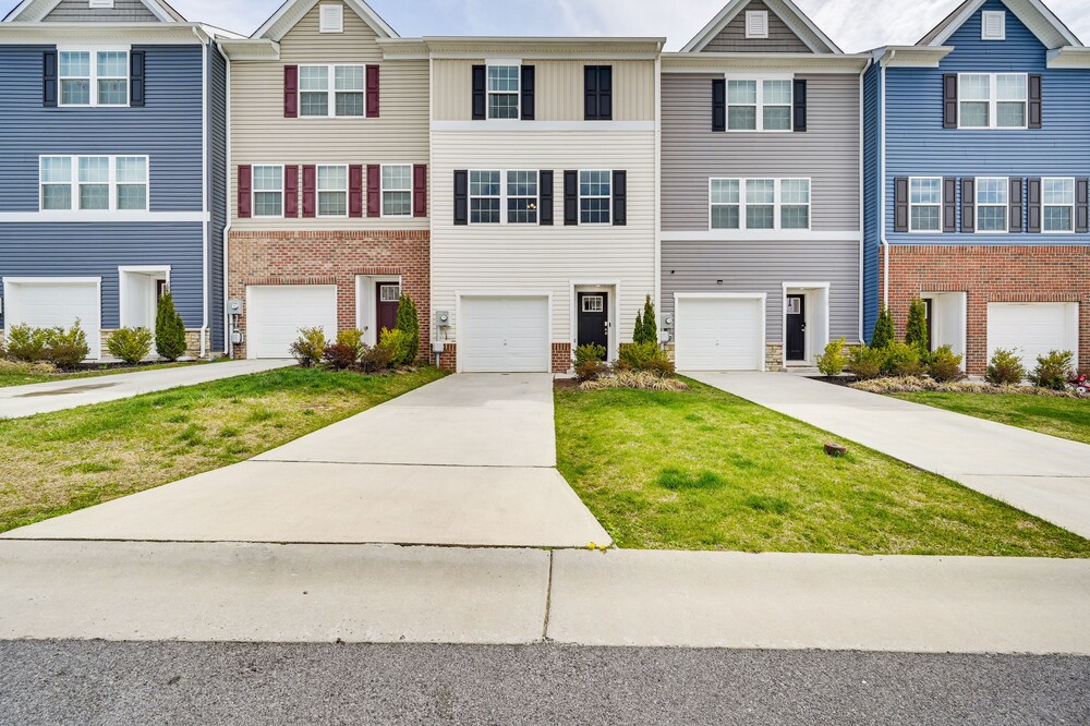 Lovely Townhome Near Museum & Historic Sites!