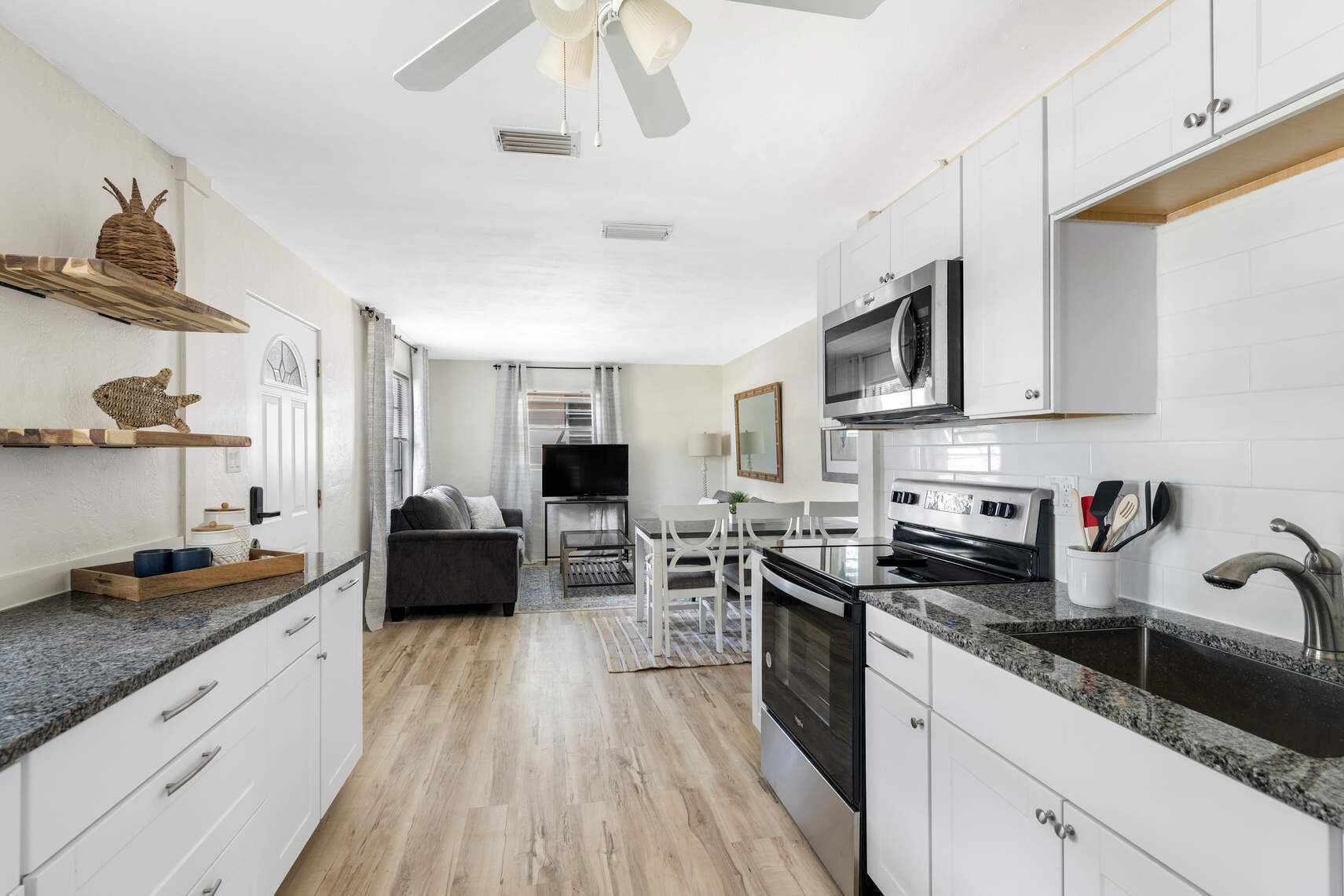 Renovated Home by Beach & Daytona Intl. Speedway