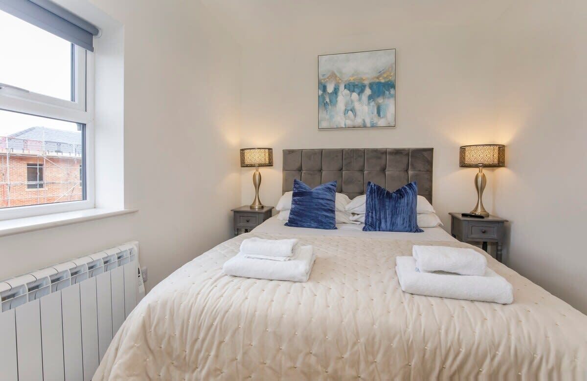 2 bedrooms, iron/ironing board, travel crib, WiFi