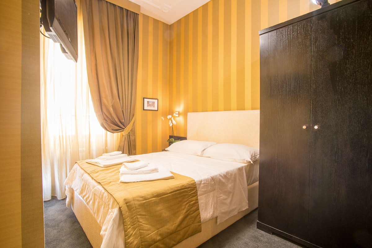Couette en duvet d'oie, minibar, coffres-forts dans les chambres, bureau