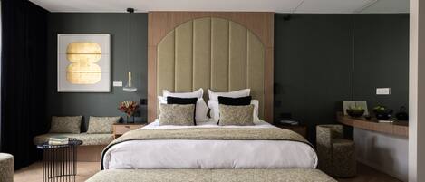 1 phòng ngủ, trang trí khác biệt, bàn