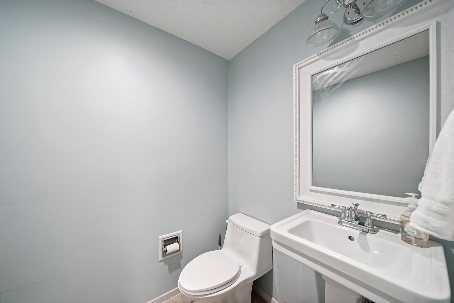 4112 Beach Road - Colorado River in Matagorda