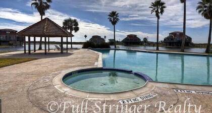 #39 The Coastal Condo - The Place for a Perfect Beach Vacay