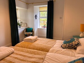 2 habitaciones y ropa de cama