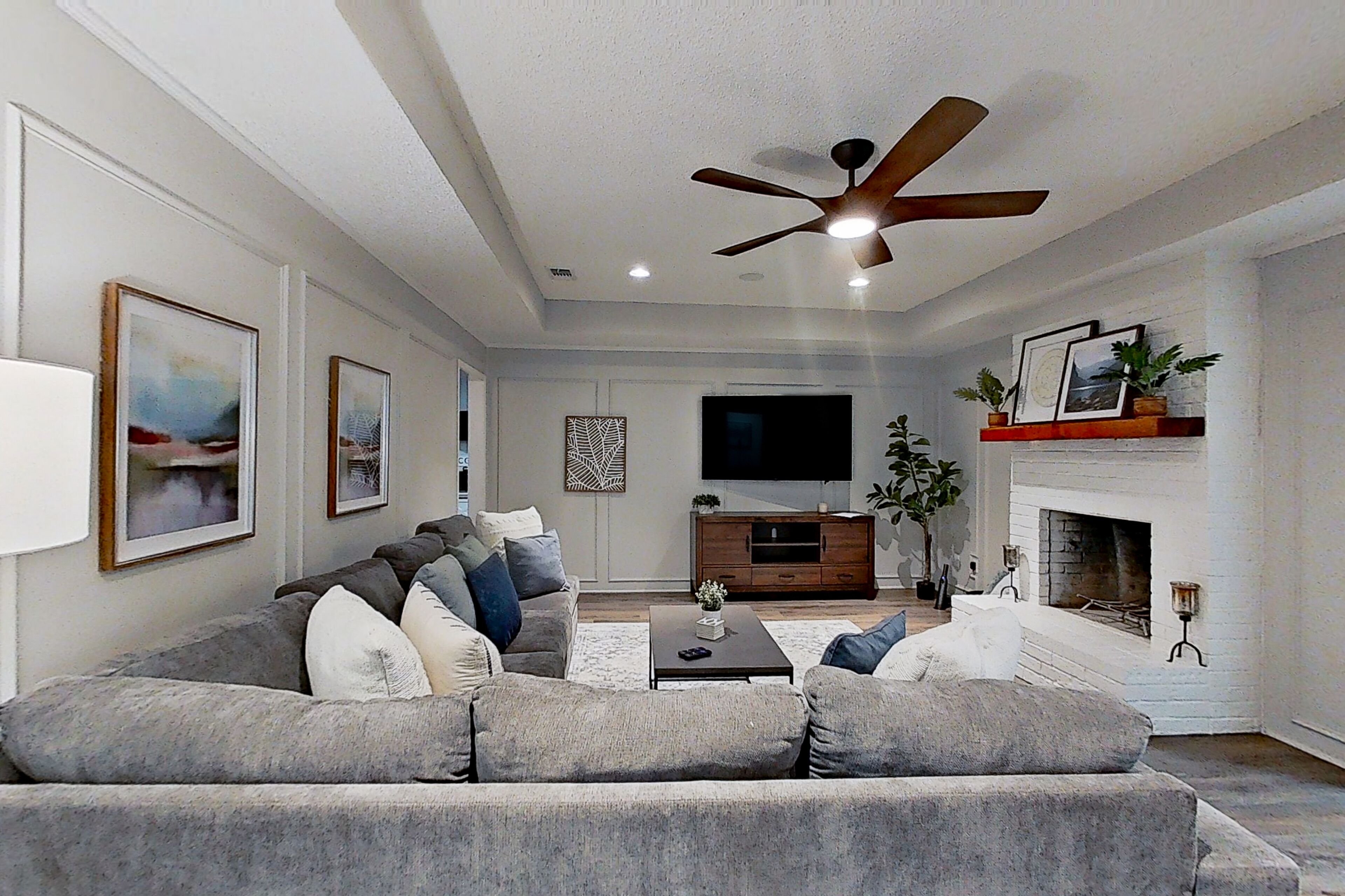 Dog-friendly home with fenced yard, deck, & W/D - great location