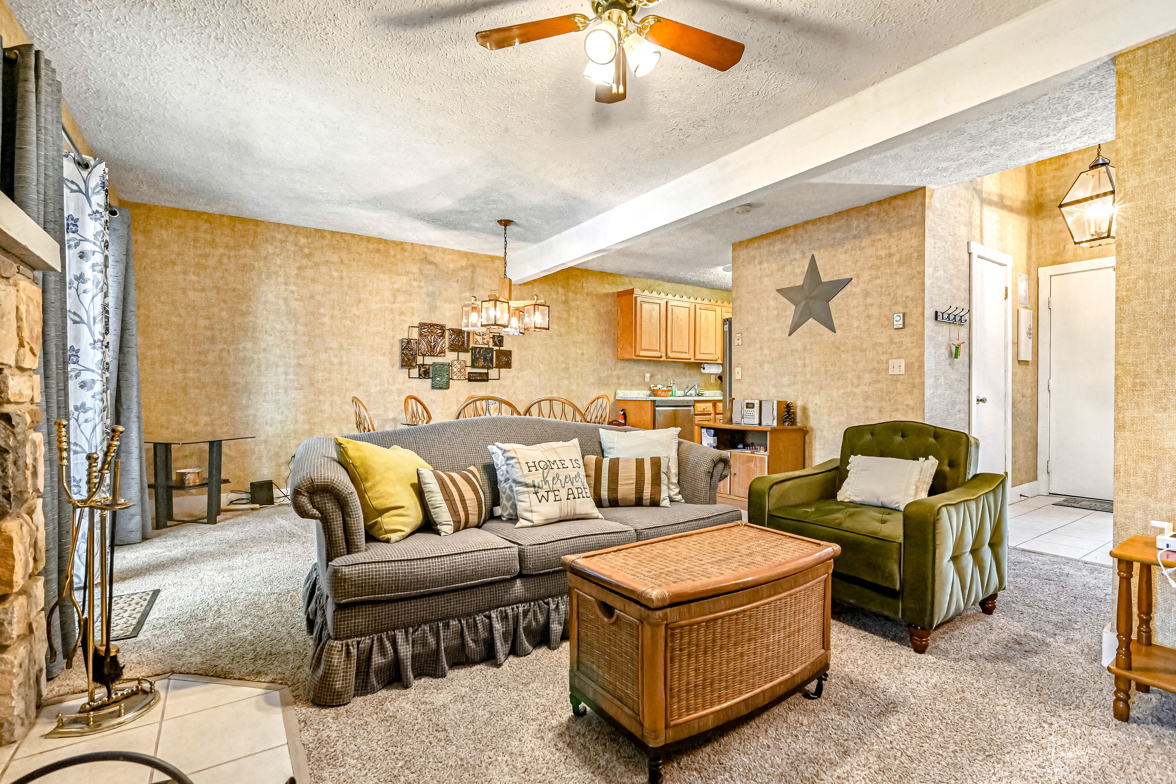 Charming waterfront townhome with skiing, fireplace, full kitchen, & W/D