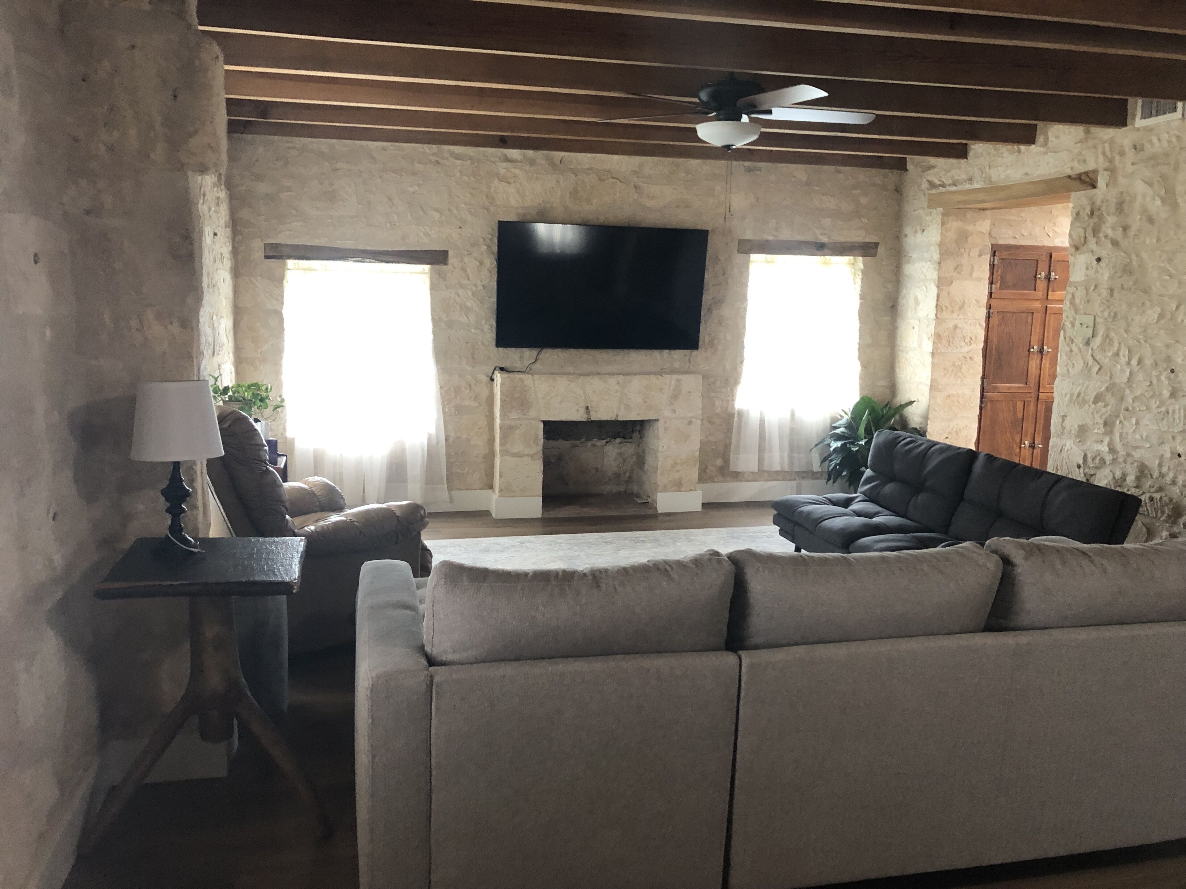 Wolff Heim - Historic Country Home in D'Hanis