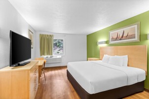 Standard Room, 1 King Bed, Non Smoking