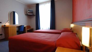 Comfort Double or Twin Room | Free WiFi, bed sheets