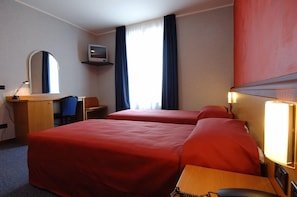 Chambre Confort Double ou avec lits jumeaux | Wi-Fi gratuit, draps fournis