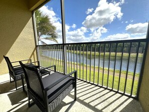 Property grounds - Very Near Disney 3 Bd Condo Walmart 1 min away (Kissimmee)