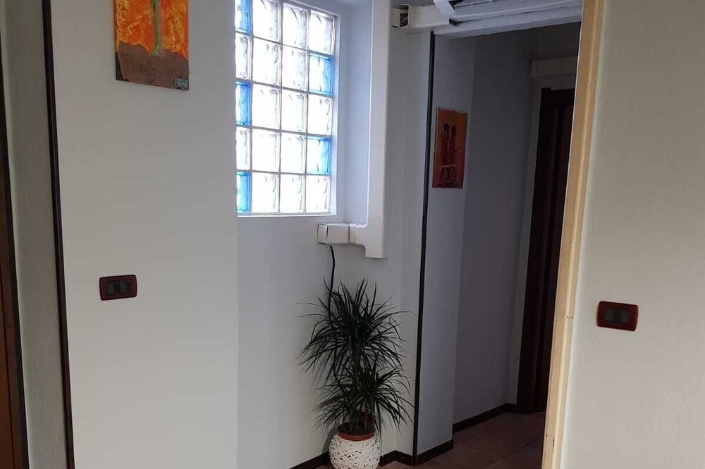 Host Civico 4, surrounded by greenery 30 minutes from Turin and Alba