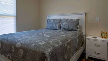 Desk, iron/ironing board, free WiFi, bed sheets
