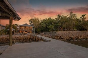 Terrace/patio - Shack On The Bay! (Ruskin)