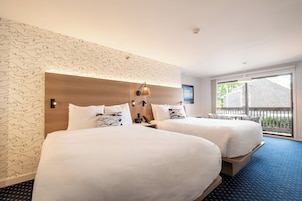 Iron/ironing board, WiFi (free), bed sheets