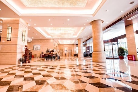 Interior. Shenlong New World Hotel