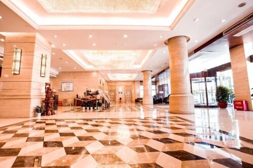 Shenlong New World Hotel