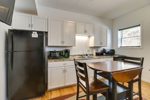 Fridge, microwave, stovetop, coffee/tea maker - Downtown Marlinton Vacation Rental Apartment! (Marlinton)