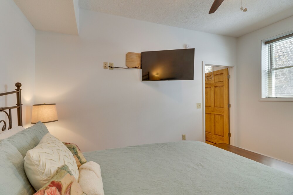 Downtown Marlinton Vacation Rental Apartment! Marlinton Vrbo