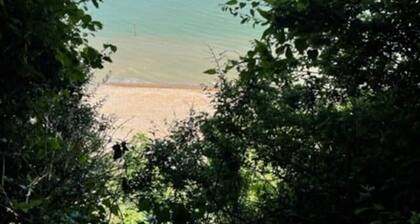 Chalet 95, Kingsdown Holiday Park