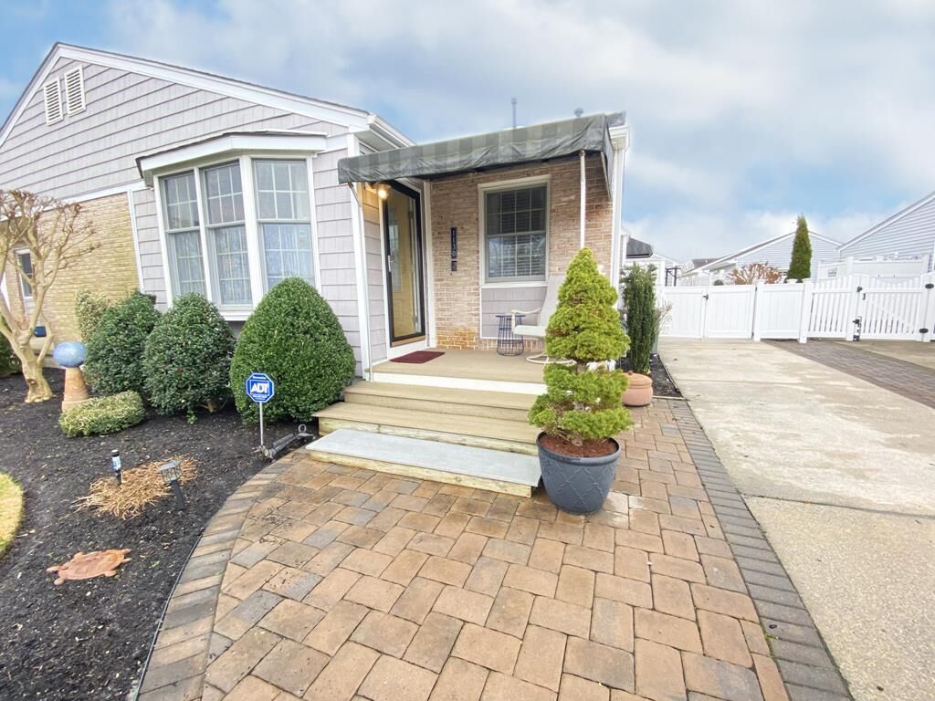 Captain Quarters near Philly Beach