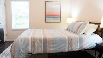 3 bedrooms, desk, travel cot, free WiFi