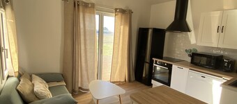 Small house on the banks of the Dordogne