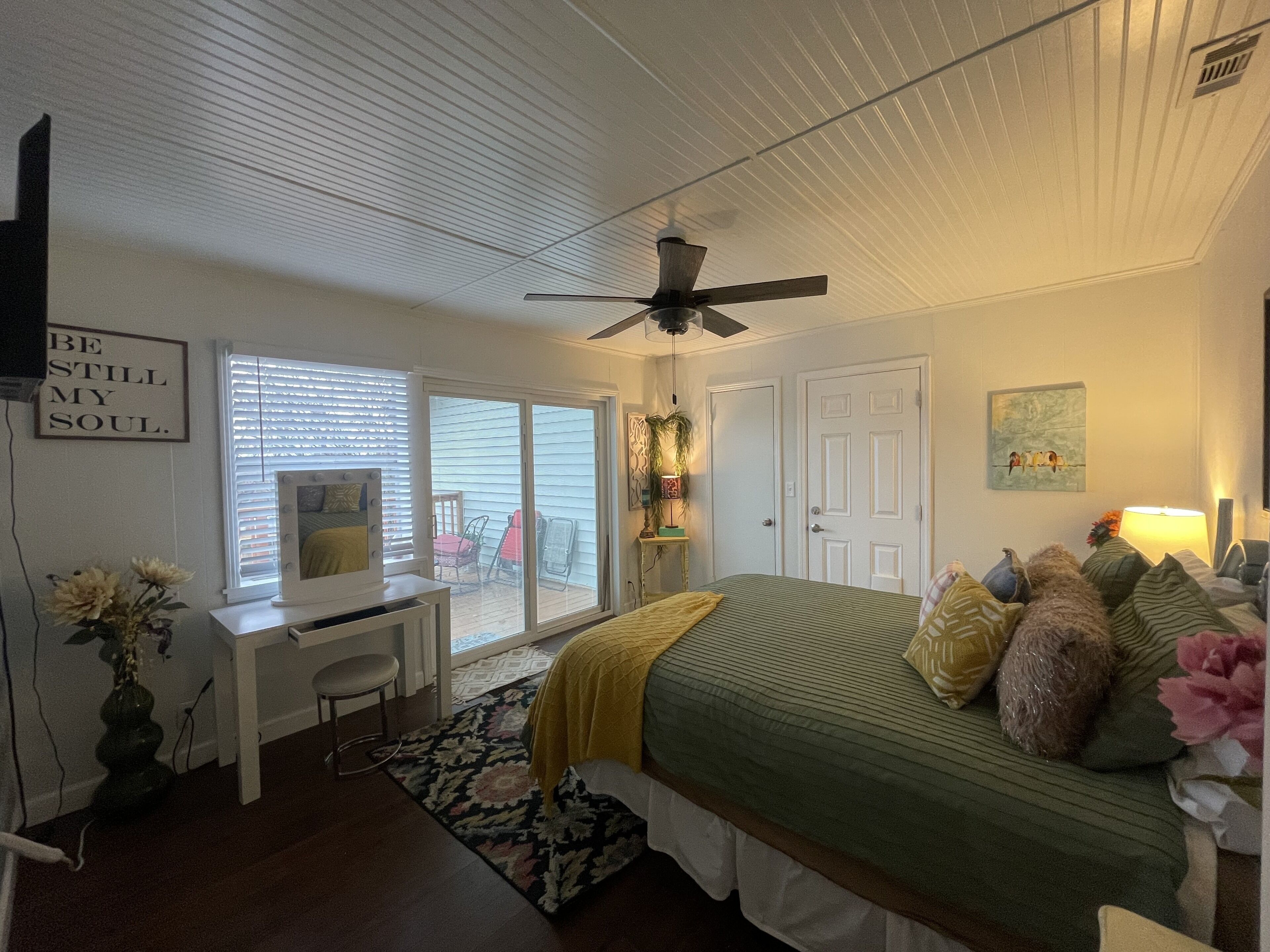 4 habitaciones, tabla de planchar con plancha y wifi gratis 