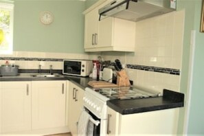 Private kitchen - Ivy Cottage (Llanfyrnach)