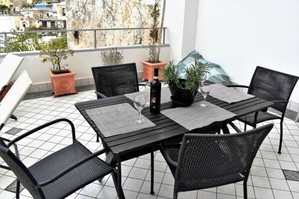 Panoraamatalo | Terassi/patio