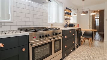 Fridge, dishwasher, electric kettle, toaster