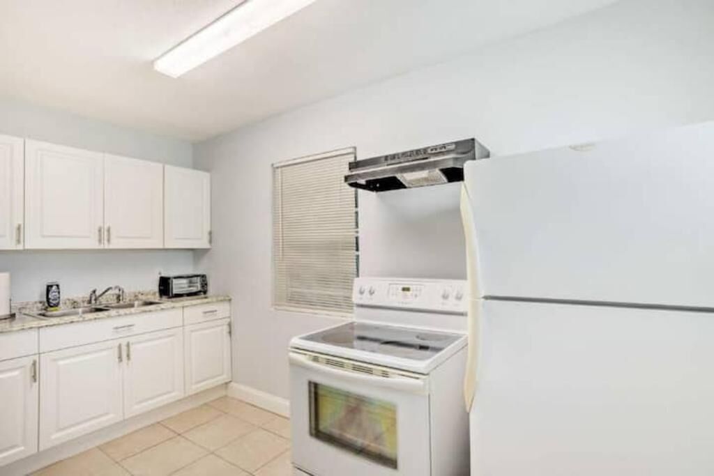 One bedroom vacation unit!