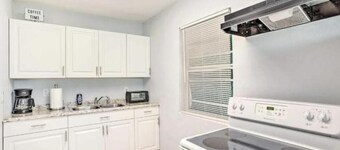 One bedroom vacation unit!