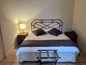 1 bedroom, in-room safe, desk, iron/ironing board