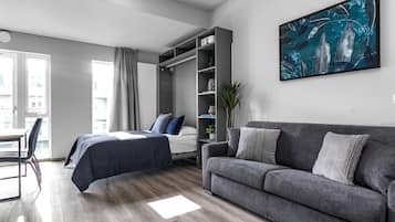 Studio Deluxe
