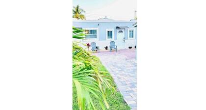 Sunny and cozy place