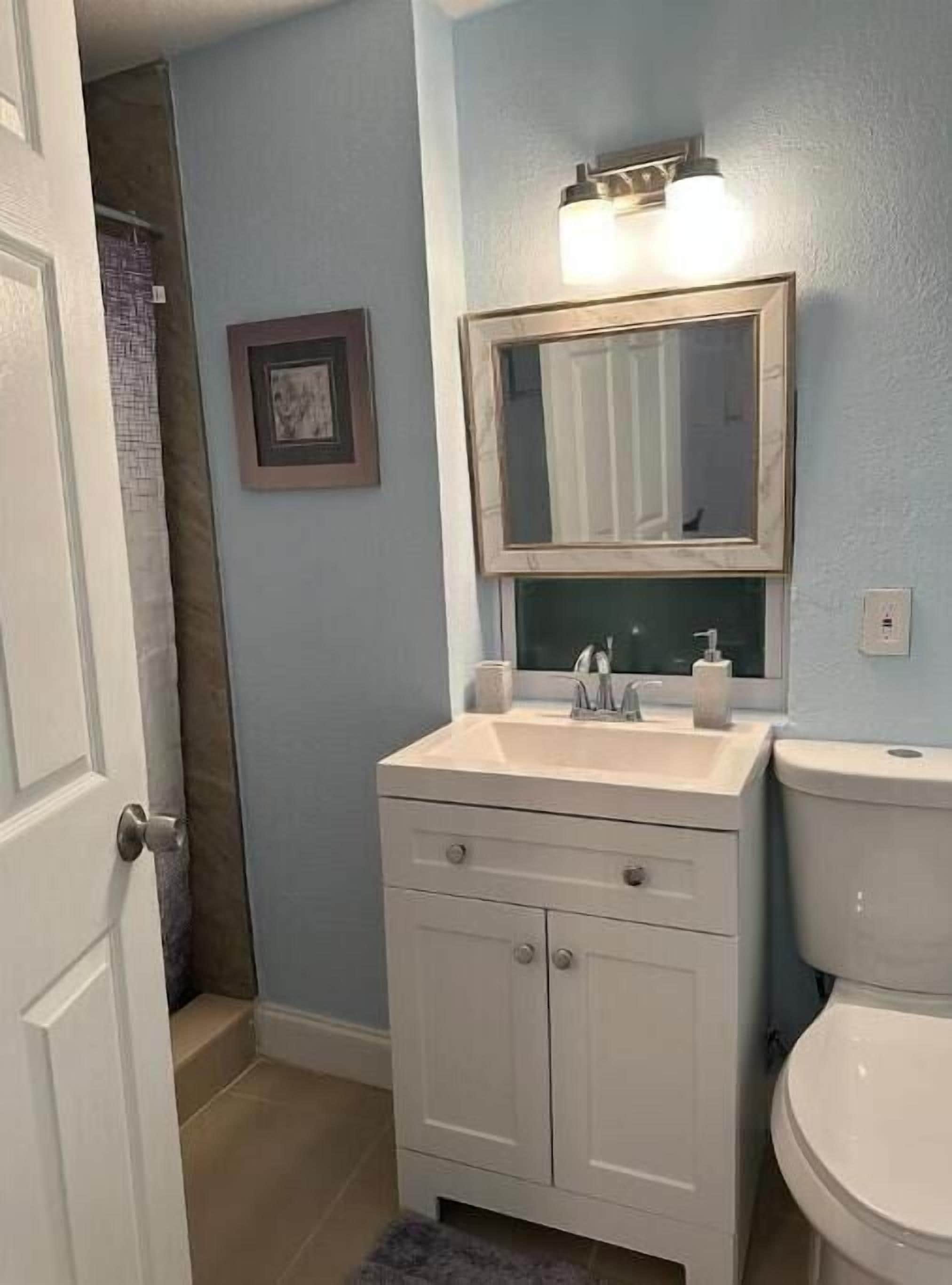 Sunny and cozy apartment