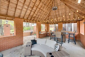 Outdoor dining - Douglasville Lake Home w/ Private Pool + Gazebo! (Douglasville)