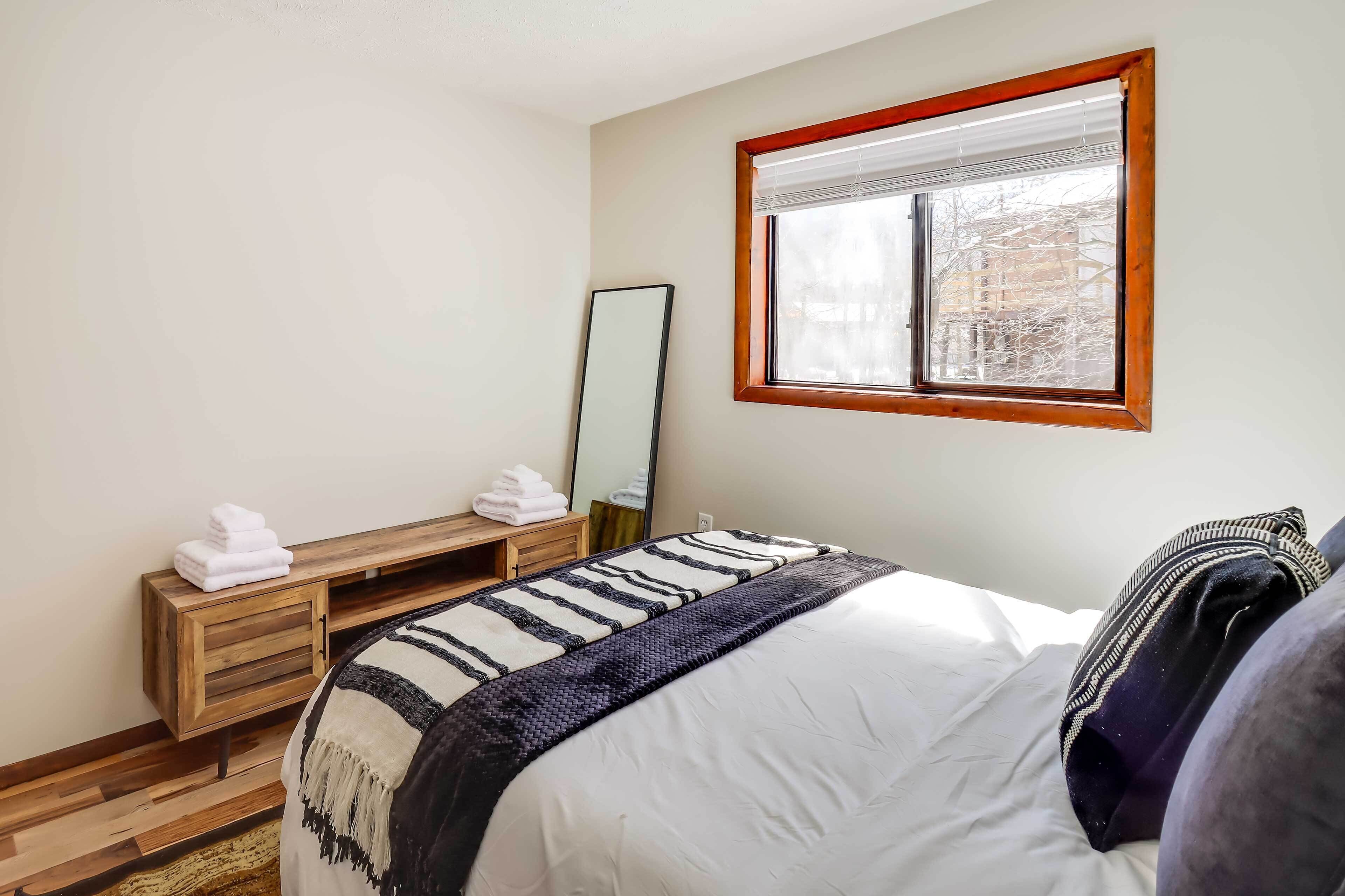 Tobyhanna Vacation Home w/ Community Pool Access